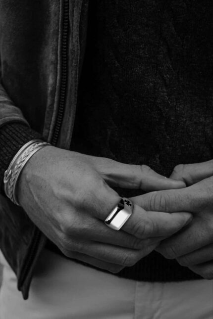 Big Pj Cross Ring